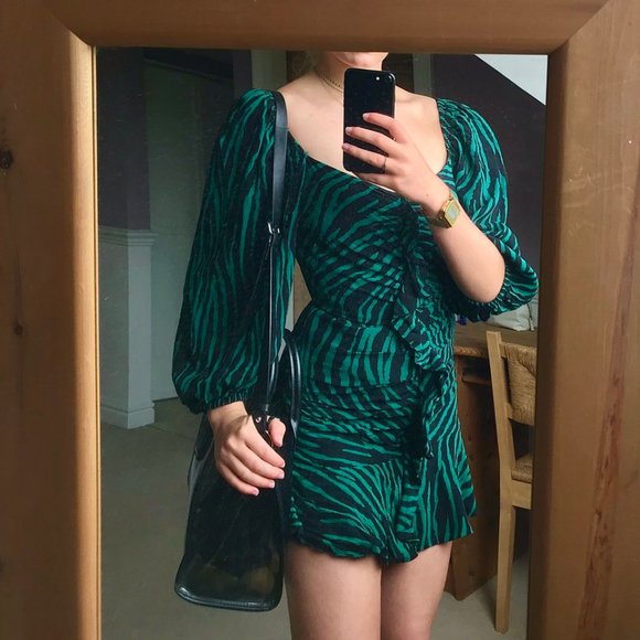 BLOGGER'S FAVE! Zara Ruched Mini Print Dress Green/Black NWT - Picture 10 of 16